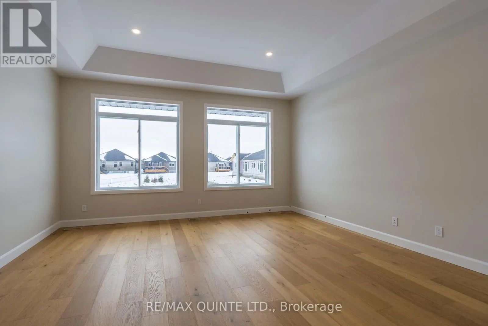 6 VAUGHN COURT