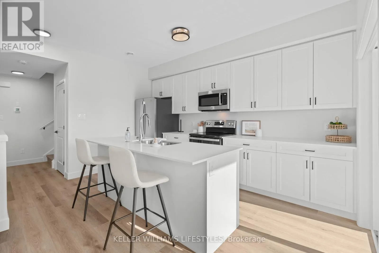 38 - 470 DARCY DRIVE, #38