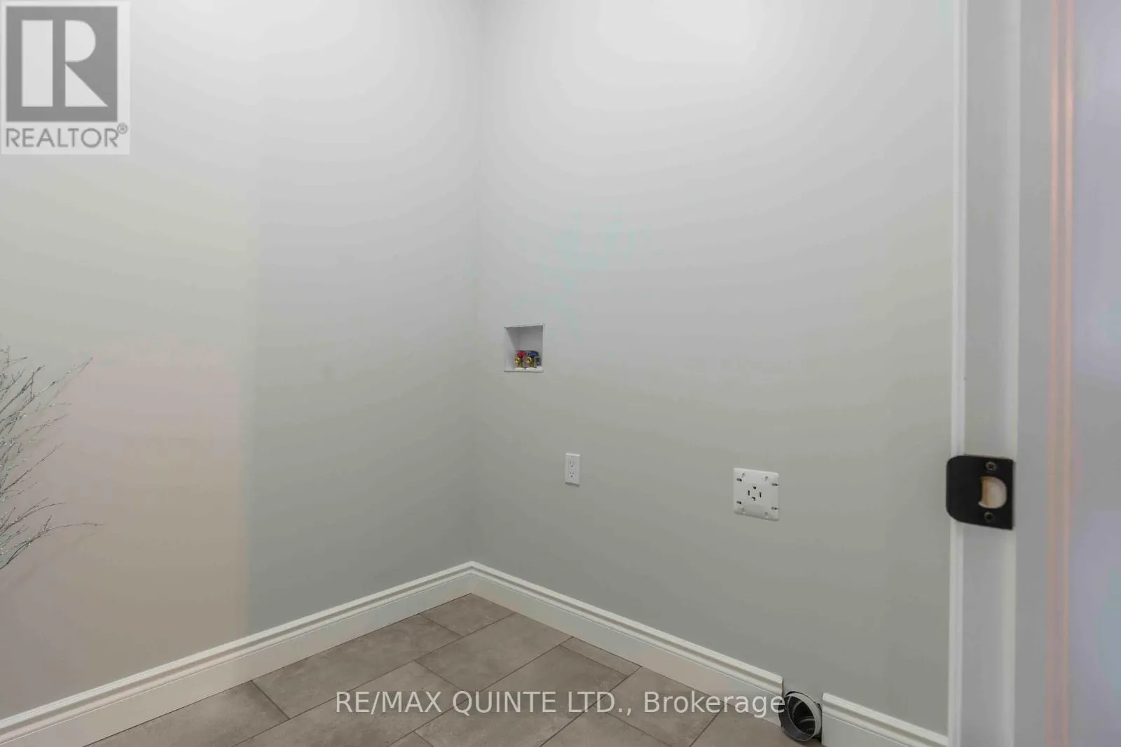 94 RAYCROFT DRIVE
