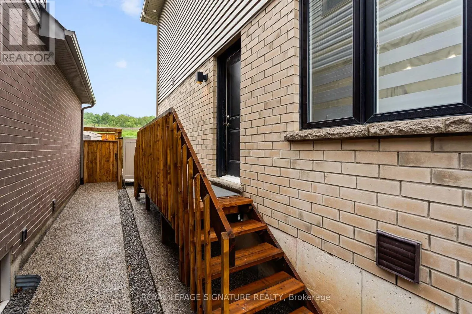 4008 HIGHLAND PARK DRIVE