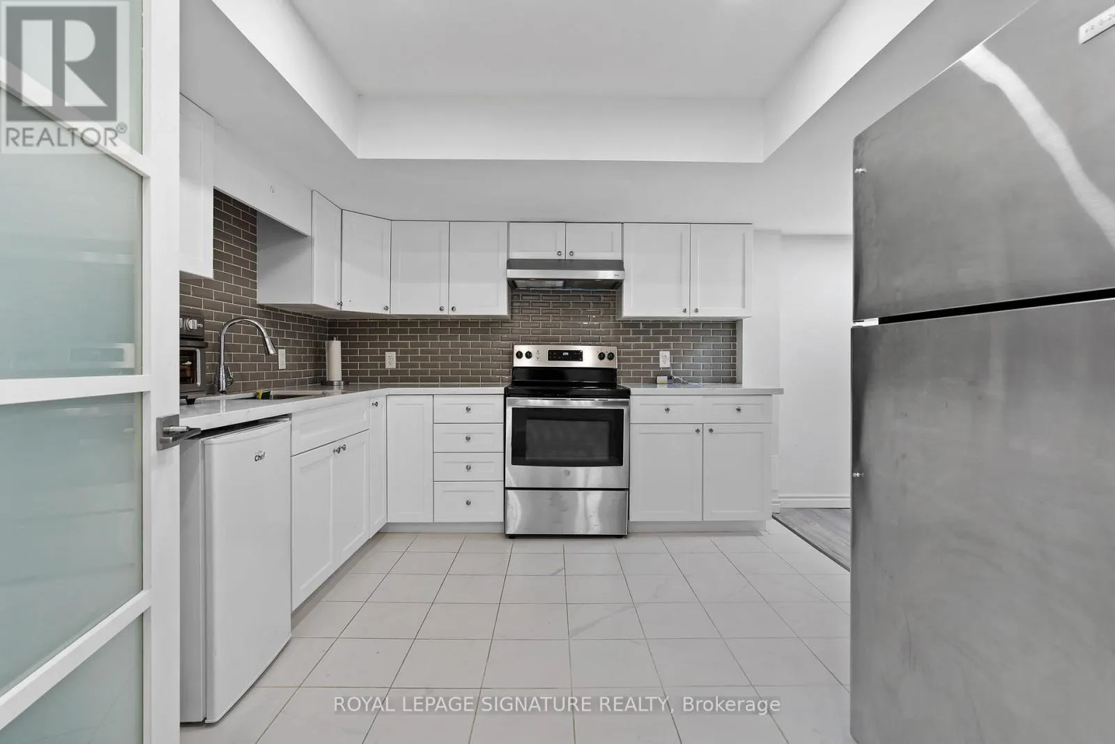 4008 HIGHLAND PARK DRIVE