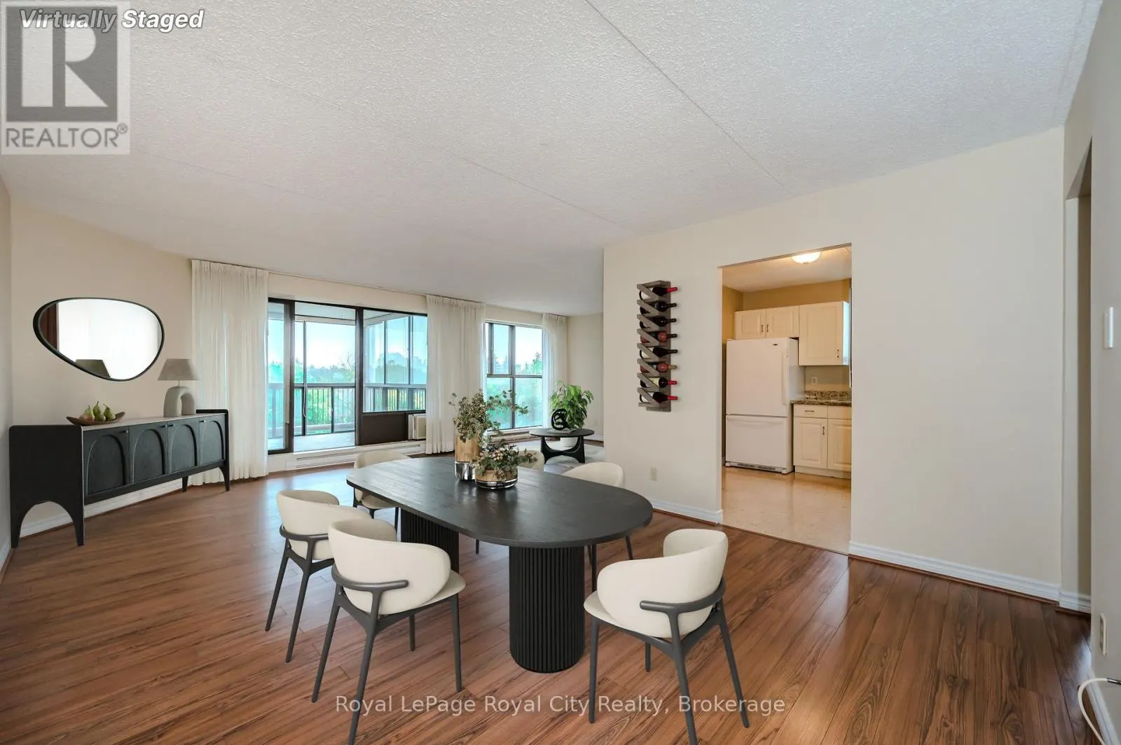 608 - 22 MARILYN DRIVE, #608