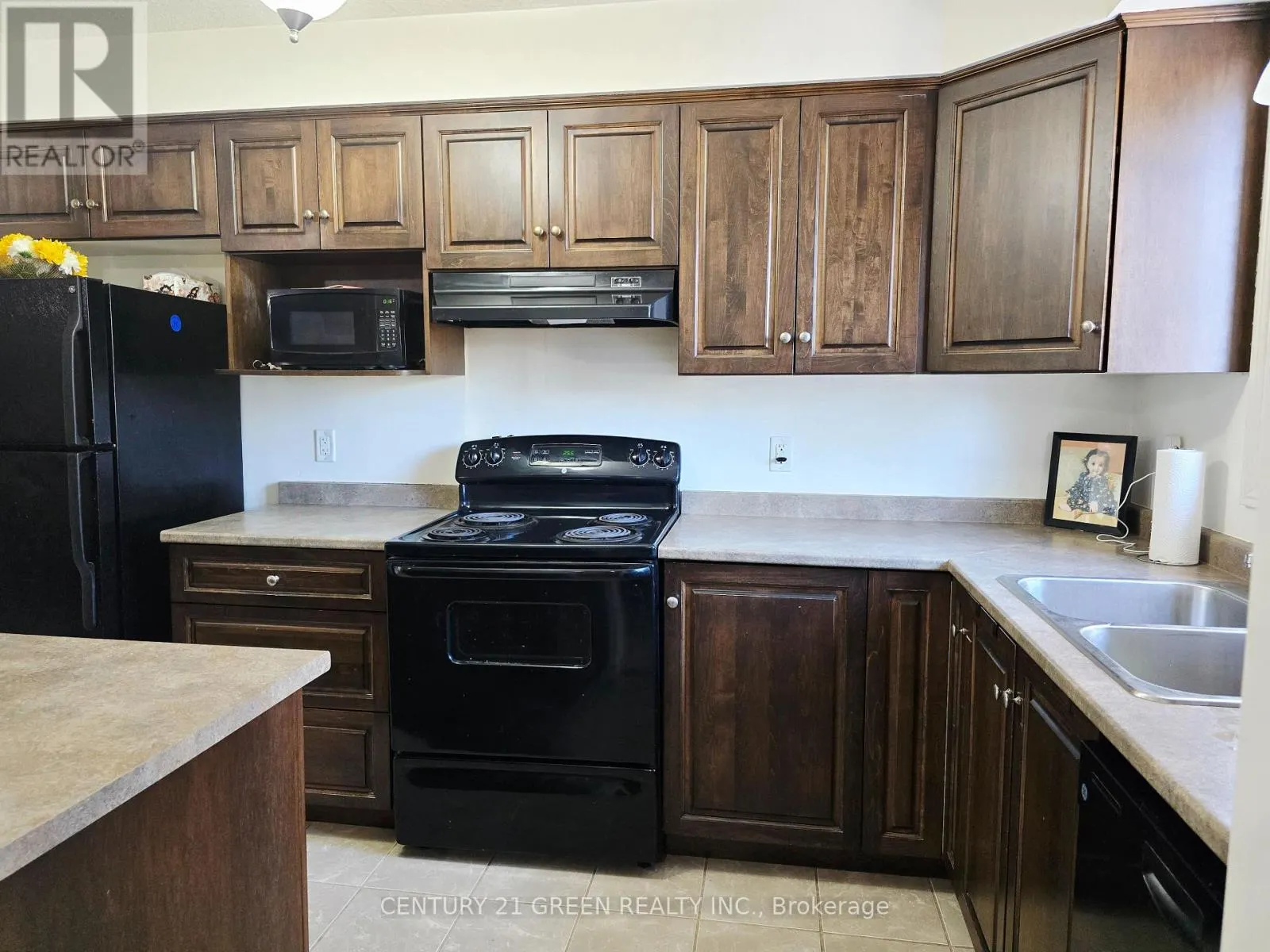 120 WEDGEWOOD DRIVE