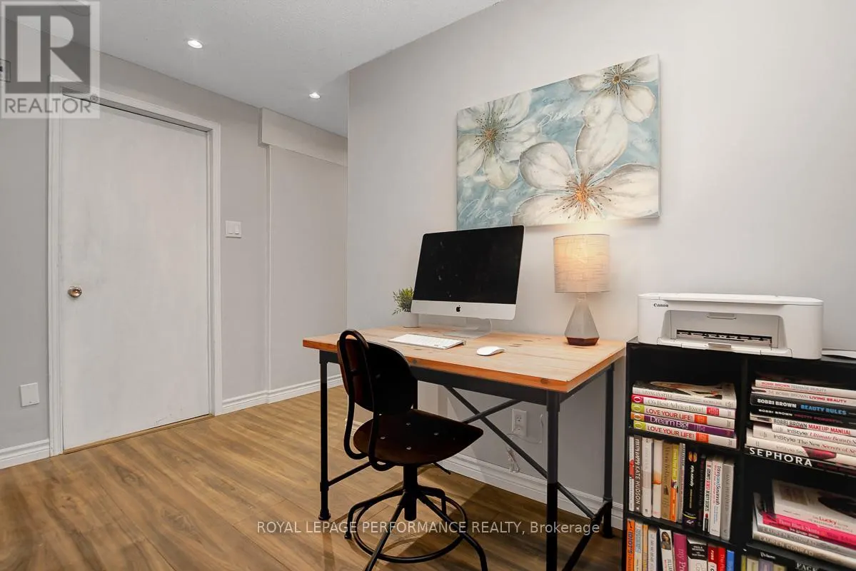 124 DES PINS STREET