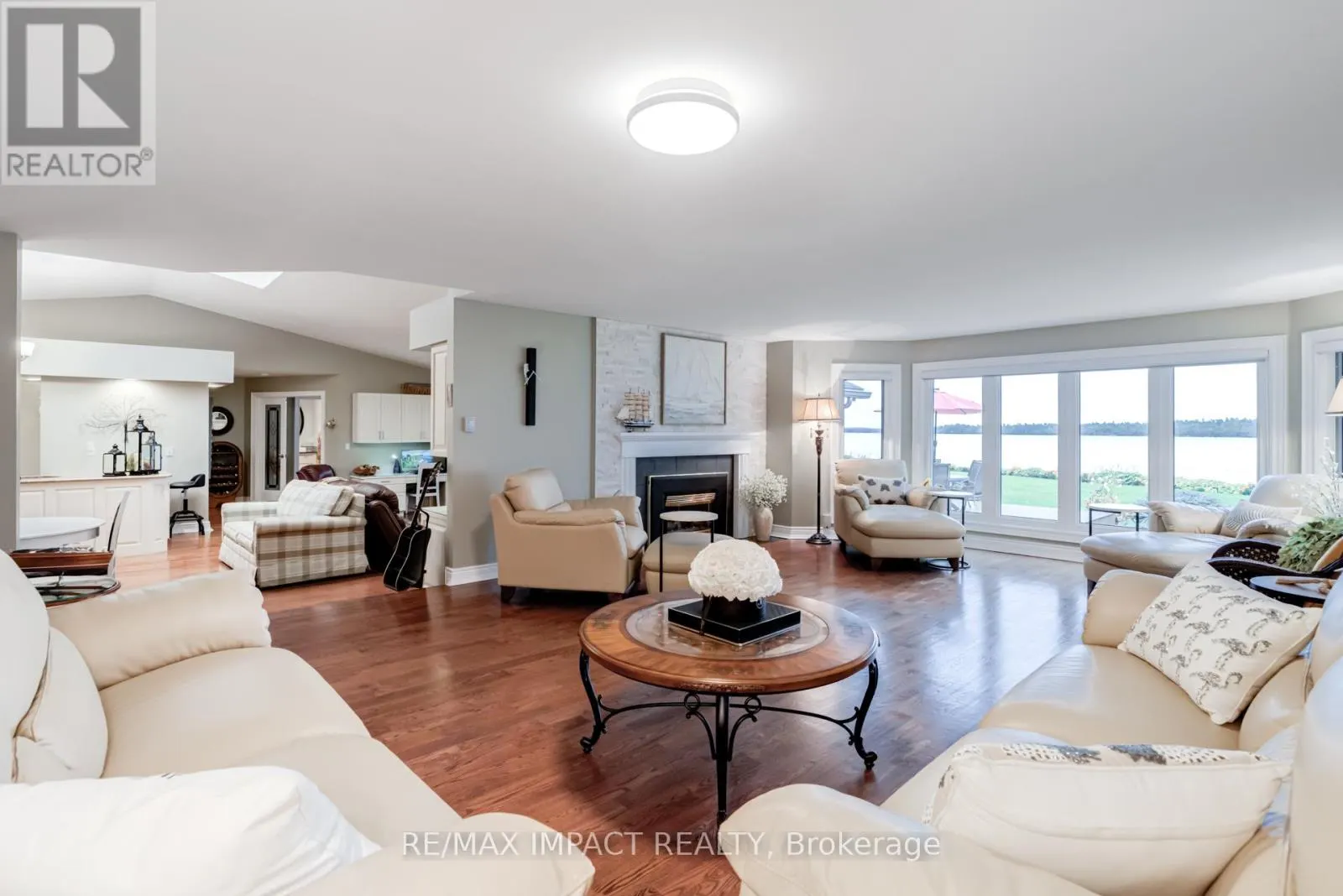 8 SYLVAN COURT