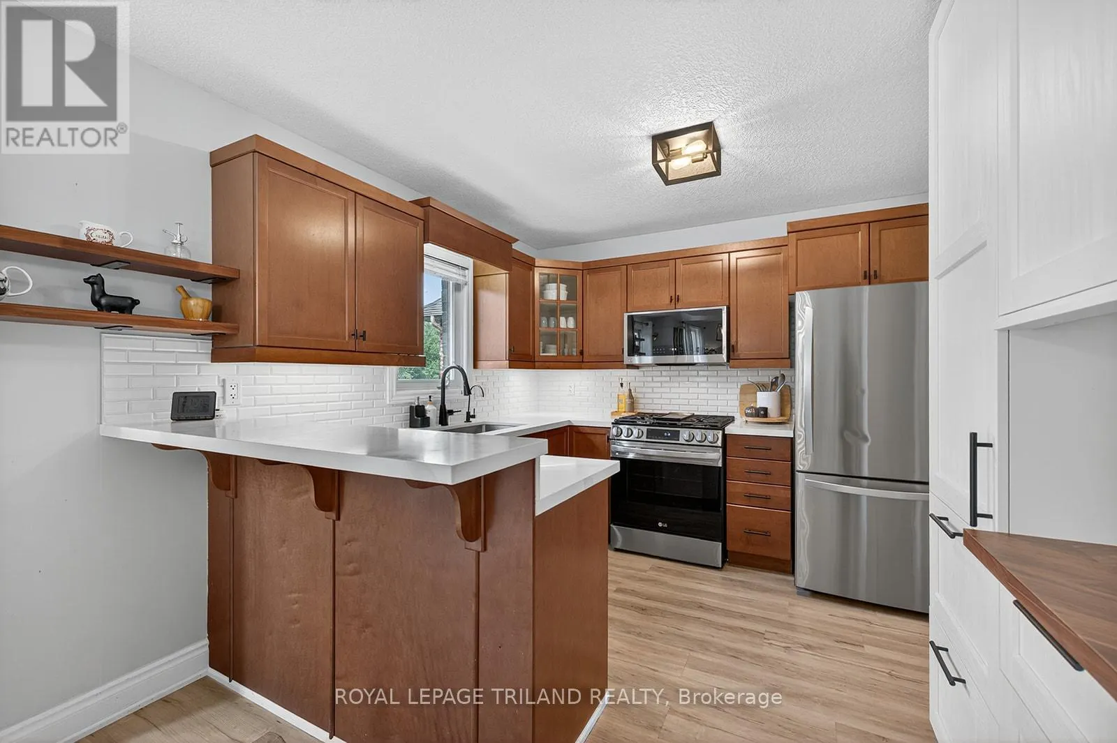 63 MEADOWVALE DRIVE