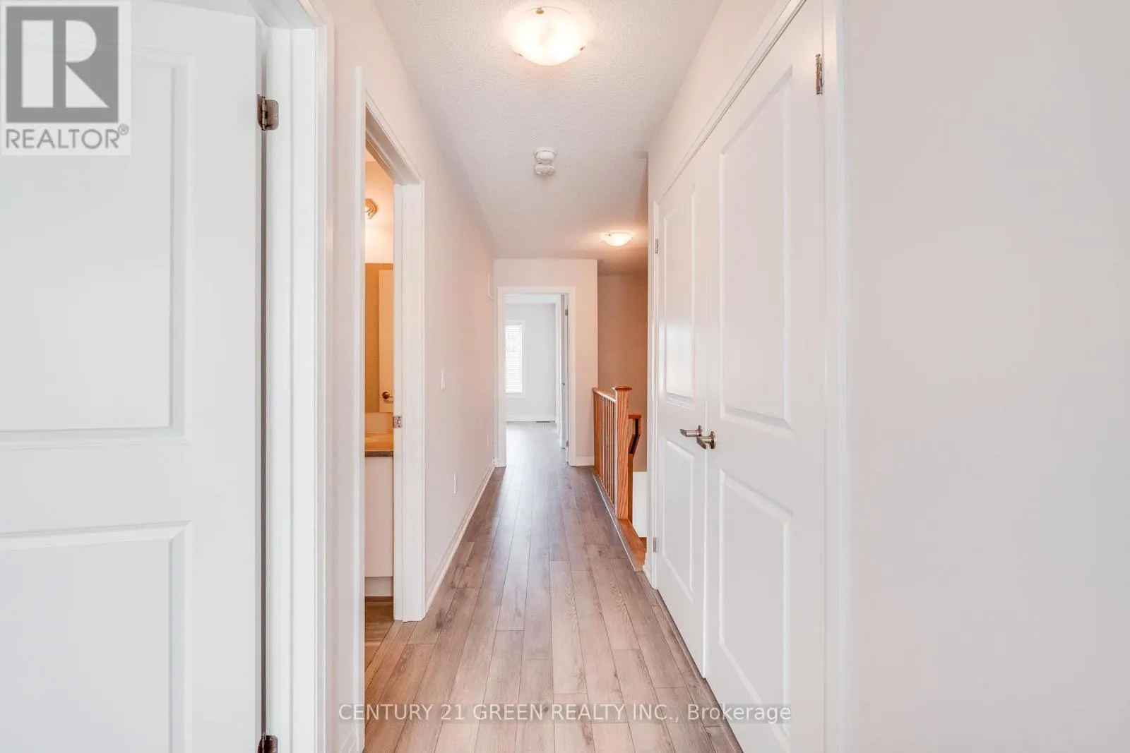 104 - 585 COLBORNE STREET