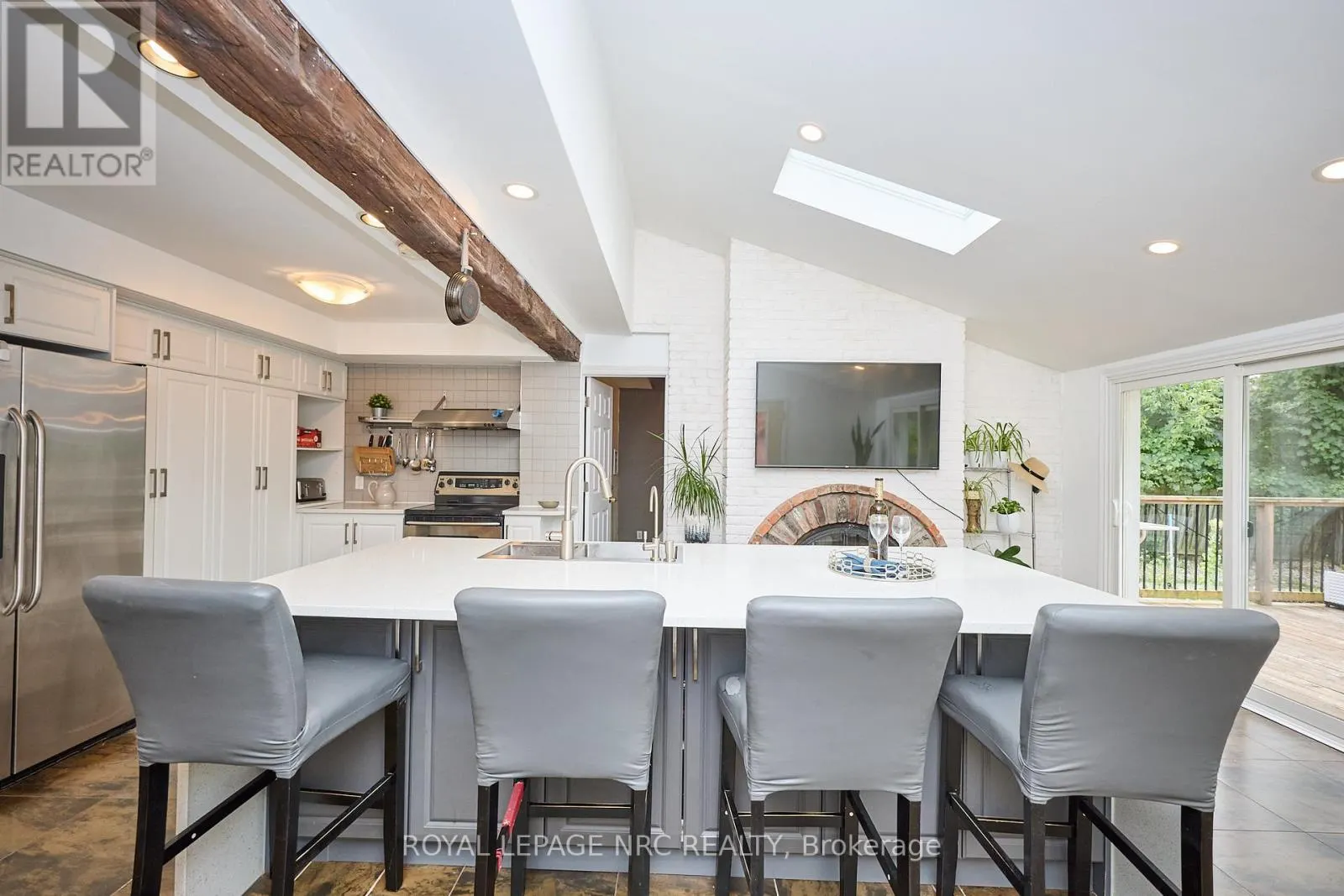 46 ADELENE CRESCENT