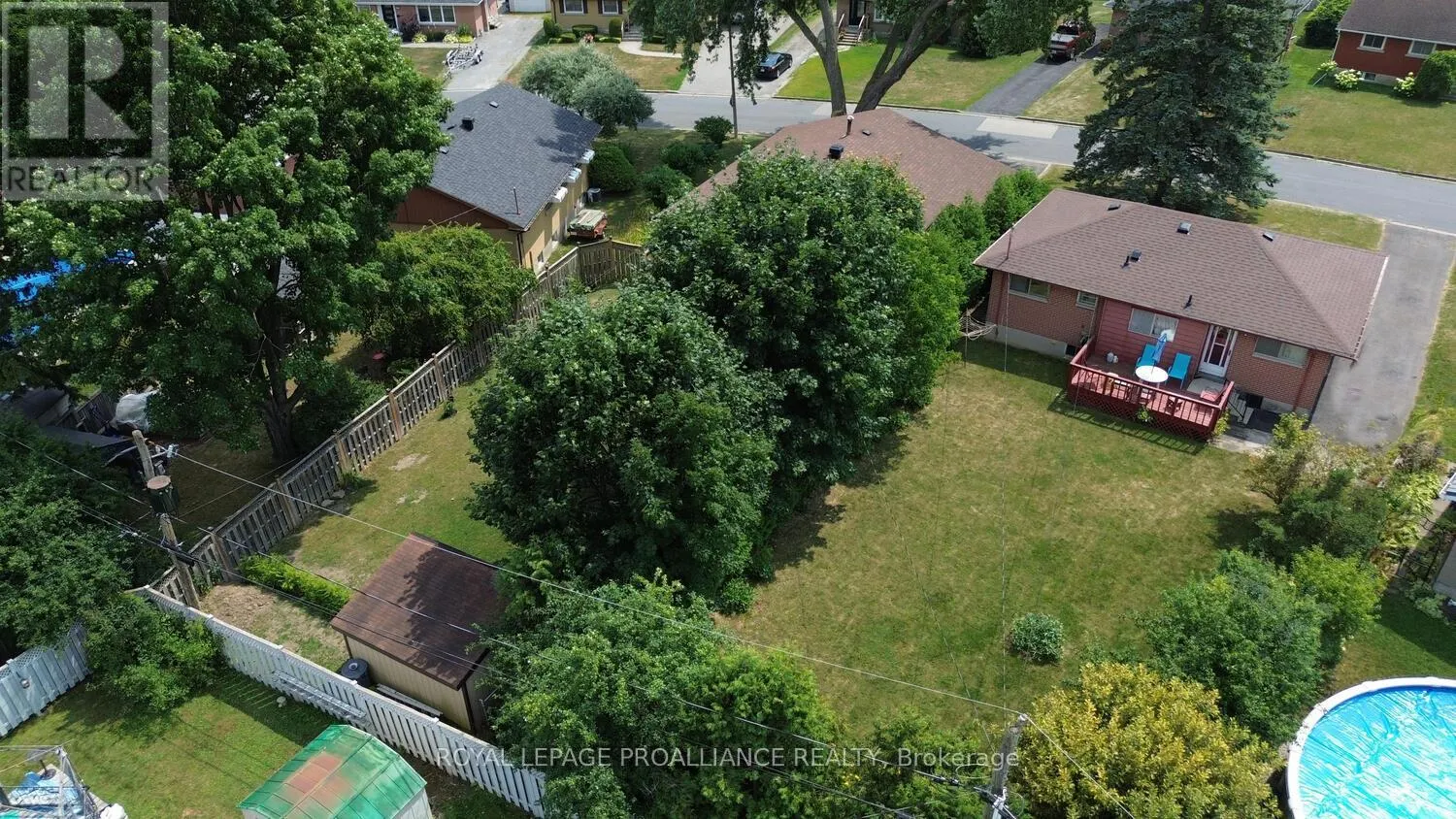 23 MANOR DRIVE