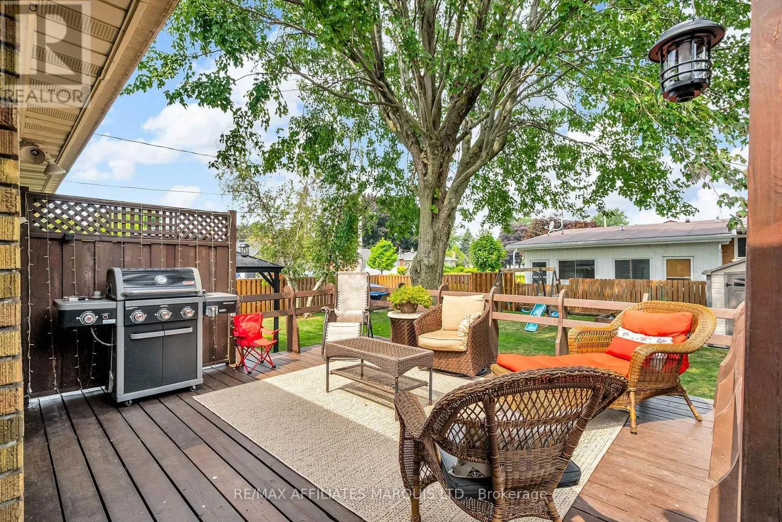 21 CRESCENT VIEW DRIVE