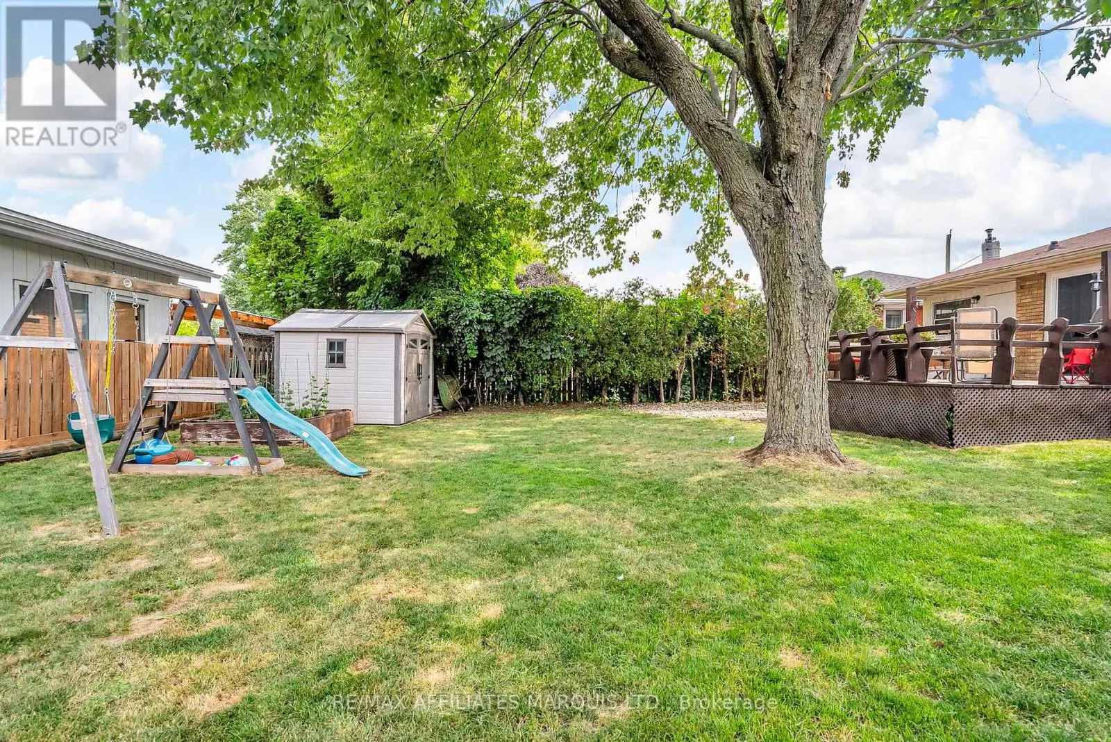 21 CRESCENT VIEW DRIVE