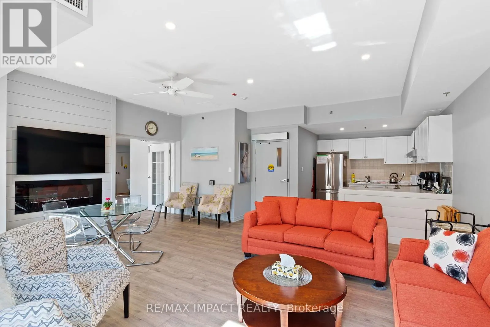 108 - 145 THIRD STREET, #108