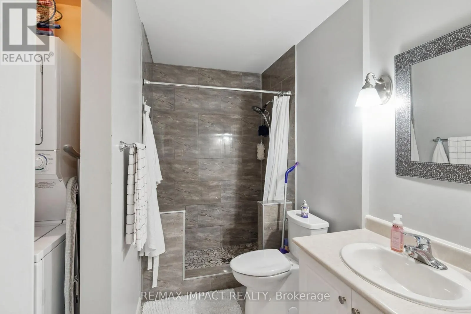 108 - 145 THIRD STREET, #108