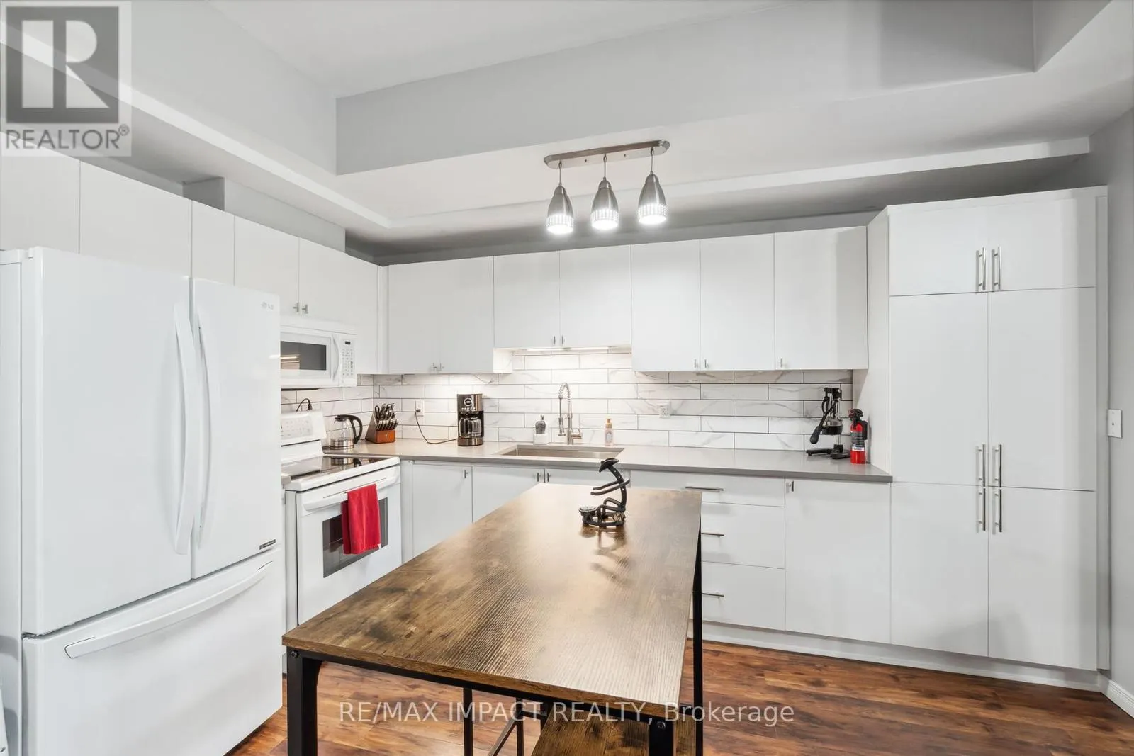 108 - 145 THIRD STREET, #108