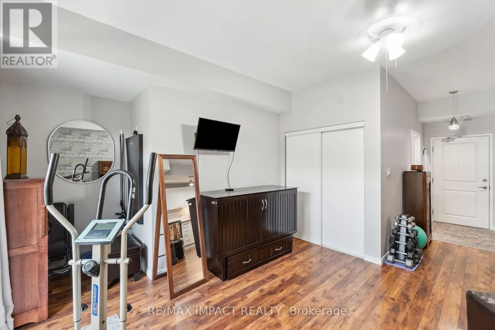108 - 145 THIRD STREET, #108