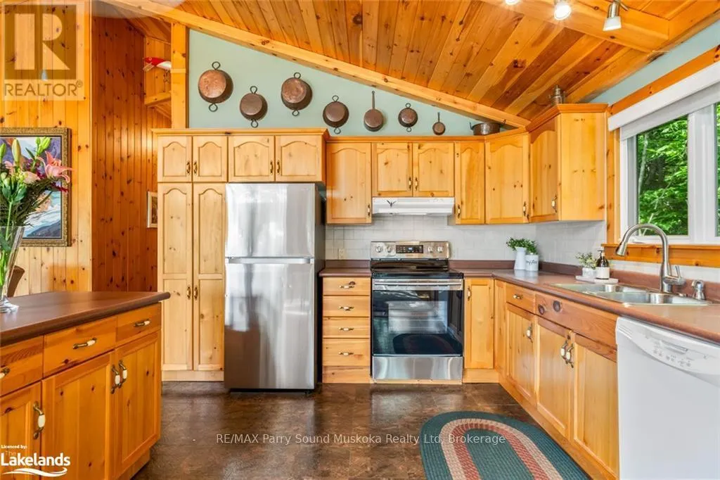 48 FRED DUBIE ROAD E
