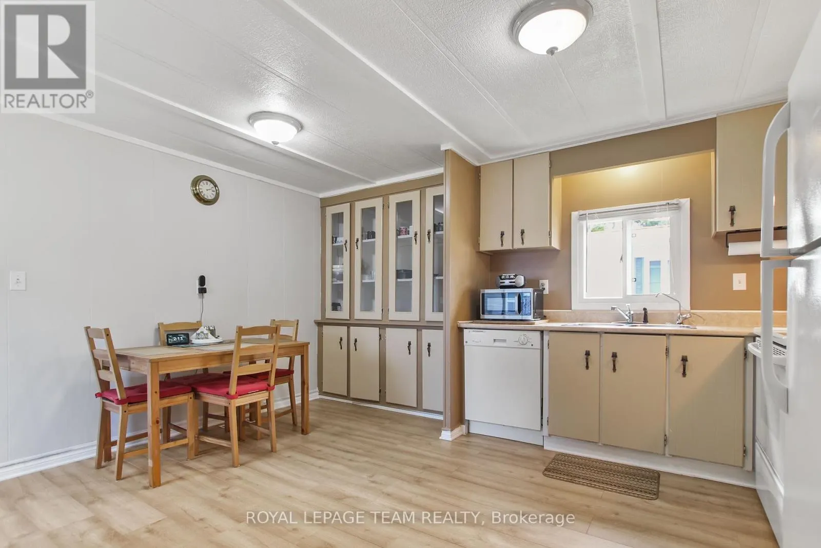 7 ROWAN ROAD