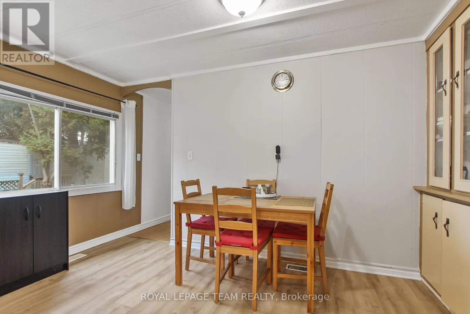 7 ROWAN ROAD