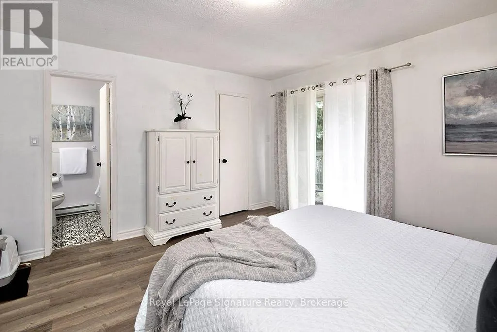 81 - 127 ALFRED STREET W, #81