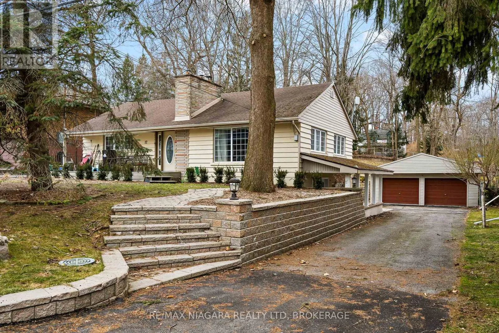 12 CEDAR STREET