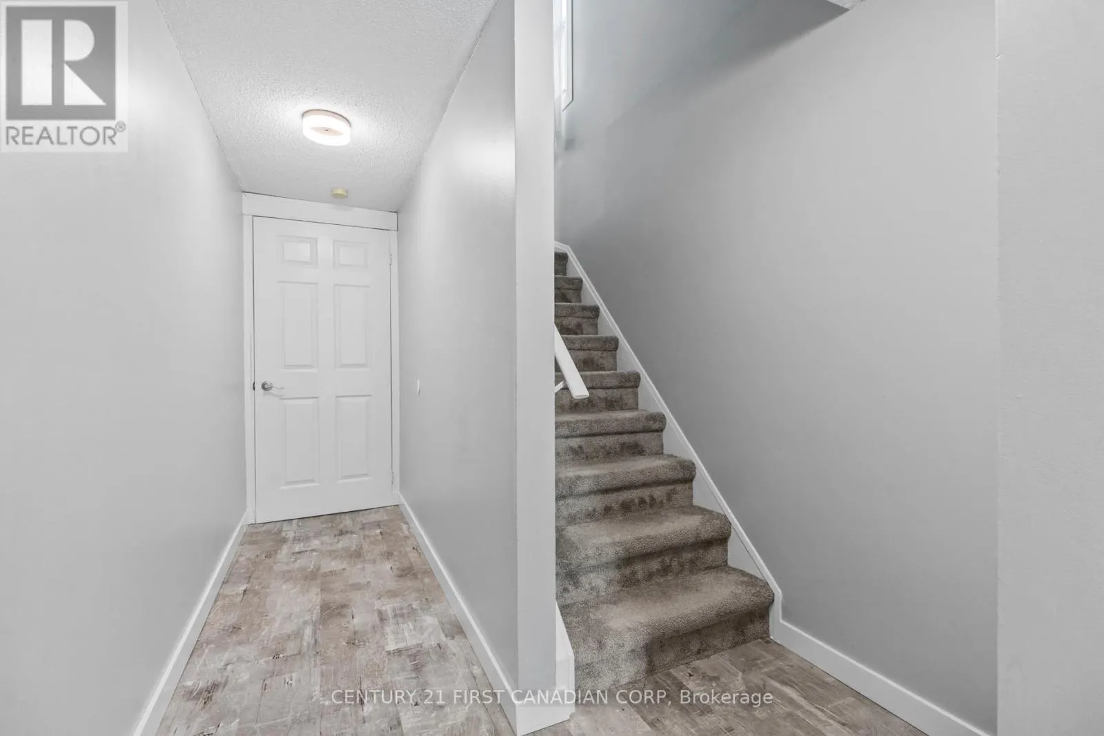 154 - 700 OSGOODE DRIVE, #154