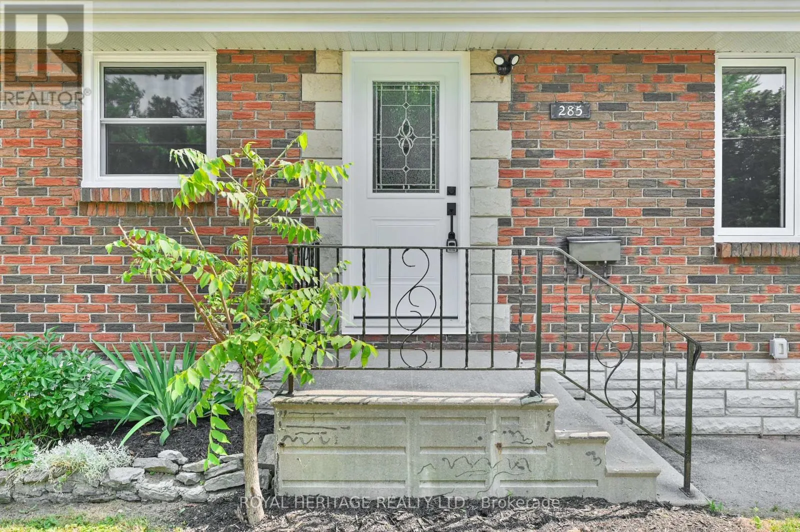 285 HERCHIMER AVENUE