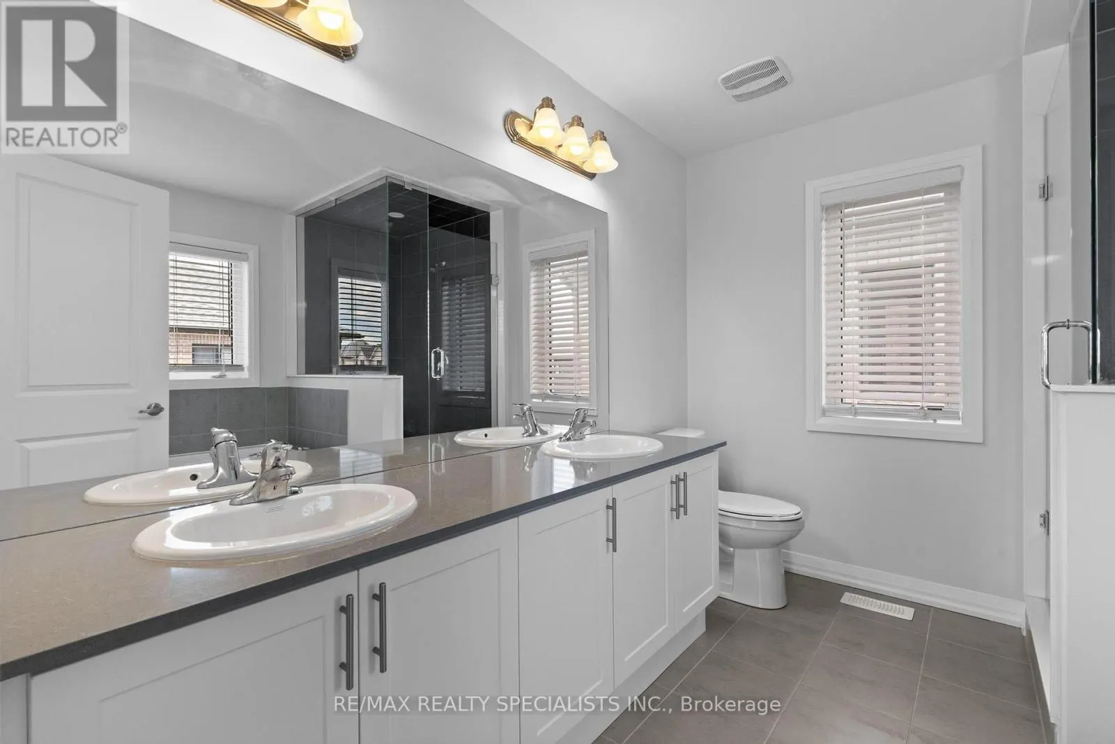 1407 UPPER THAMES DRIVE