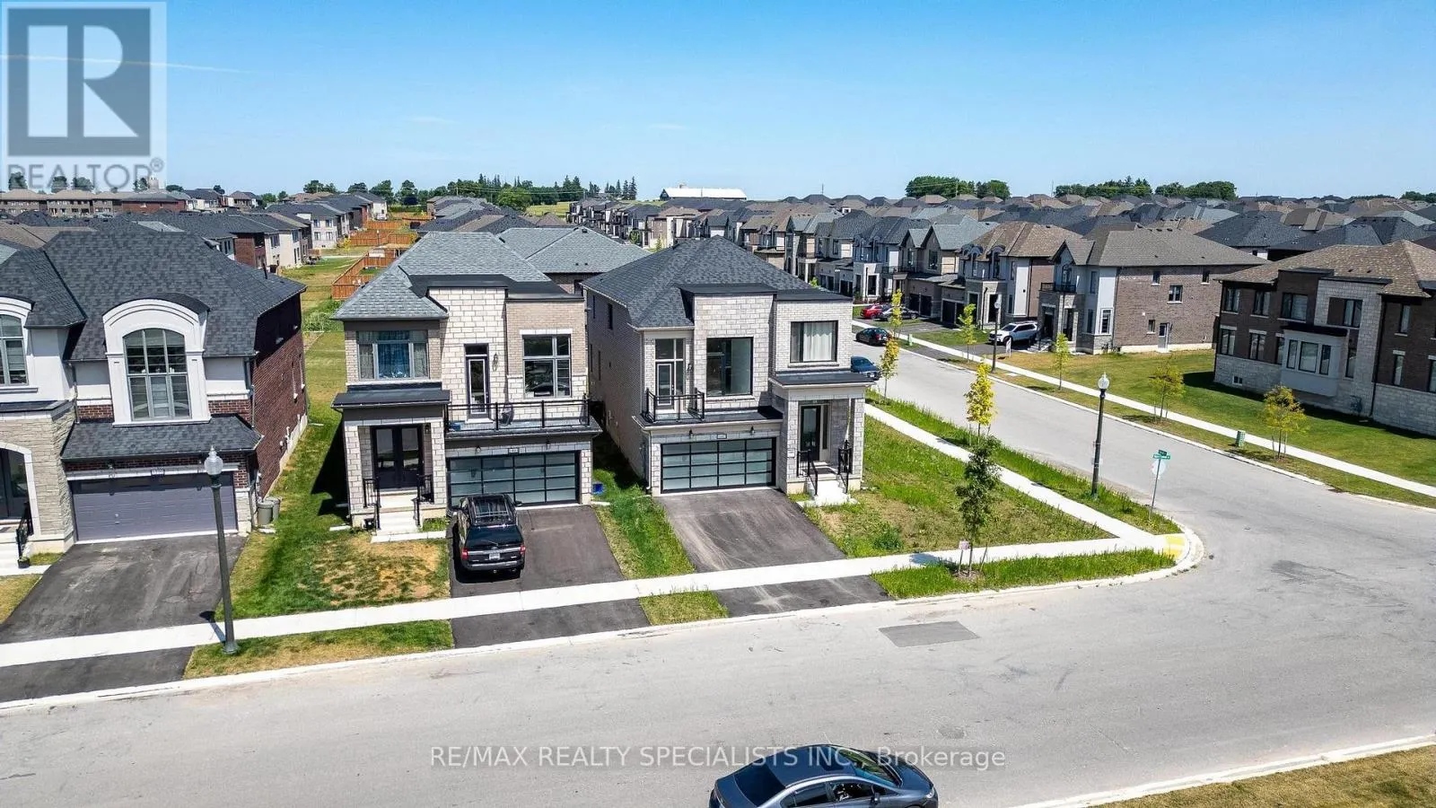 1407 UPPER THAMES DRIVE