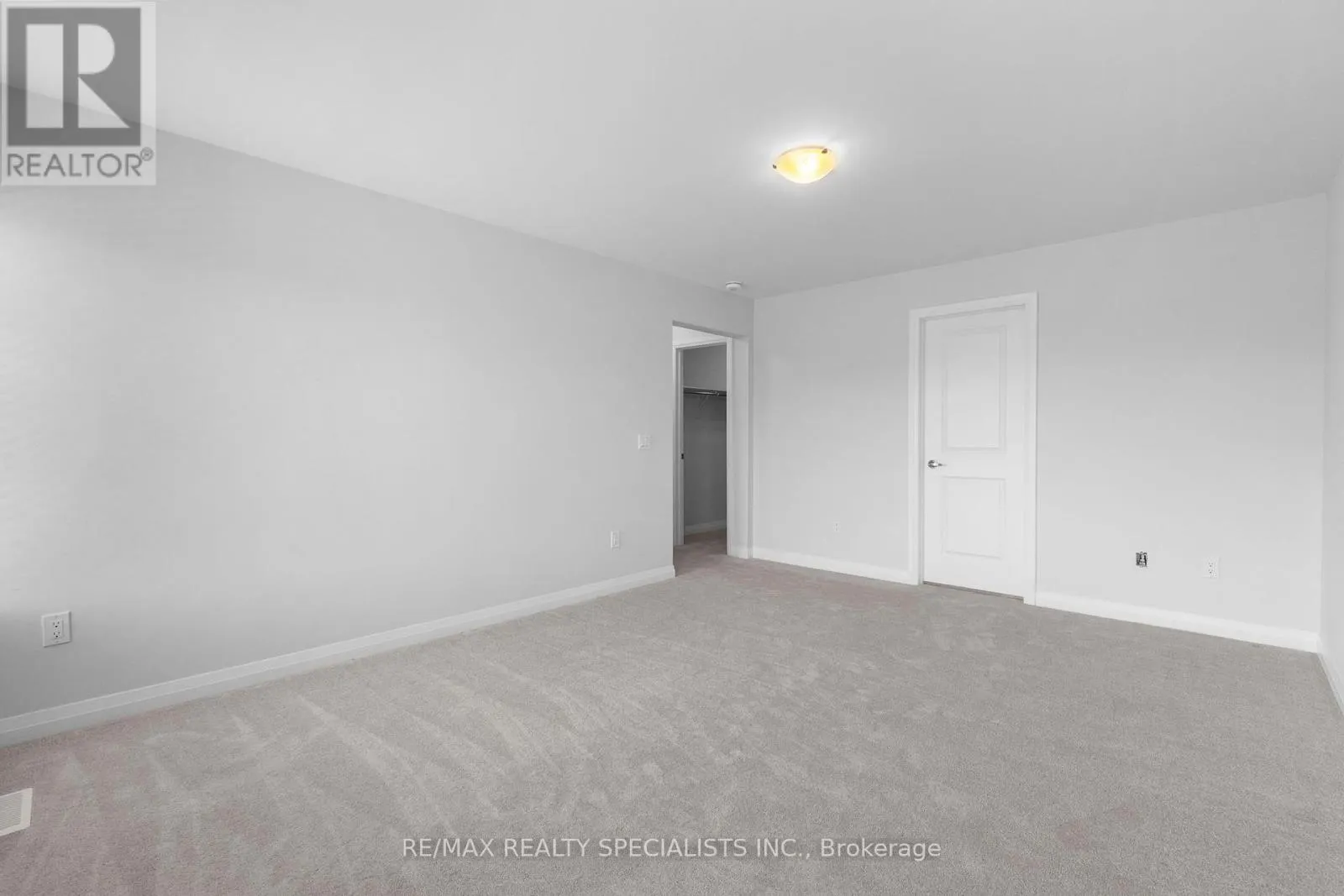 1407 UPPER THAMES DRIVE