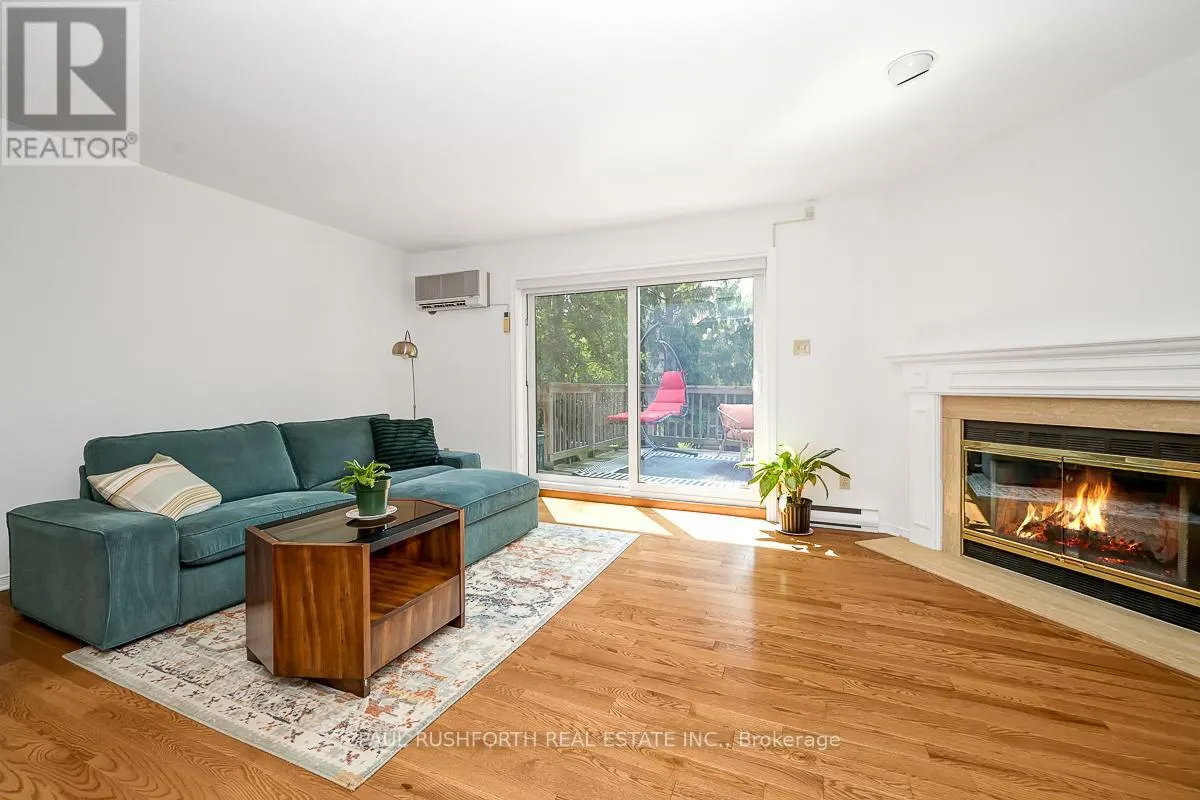 16 OAKLEY AVENUE