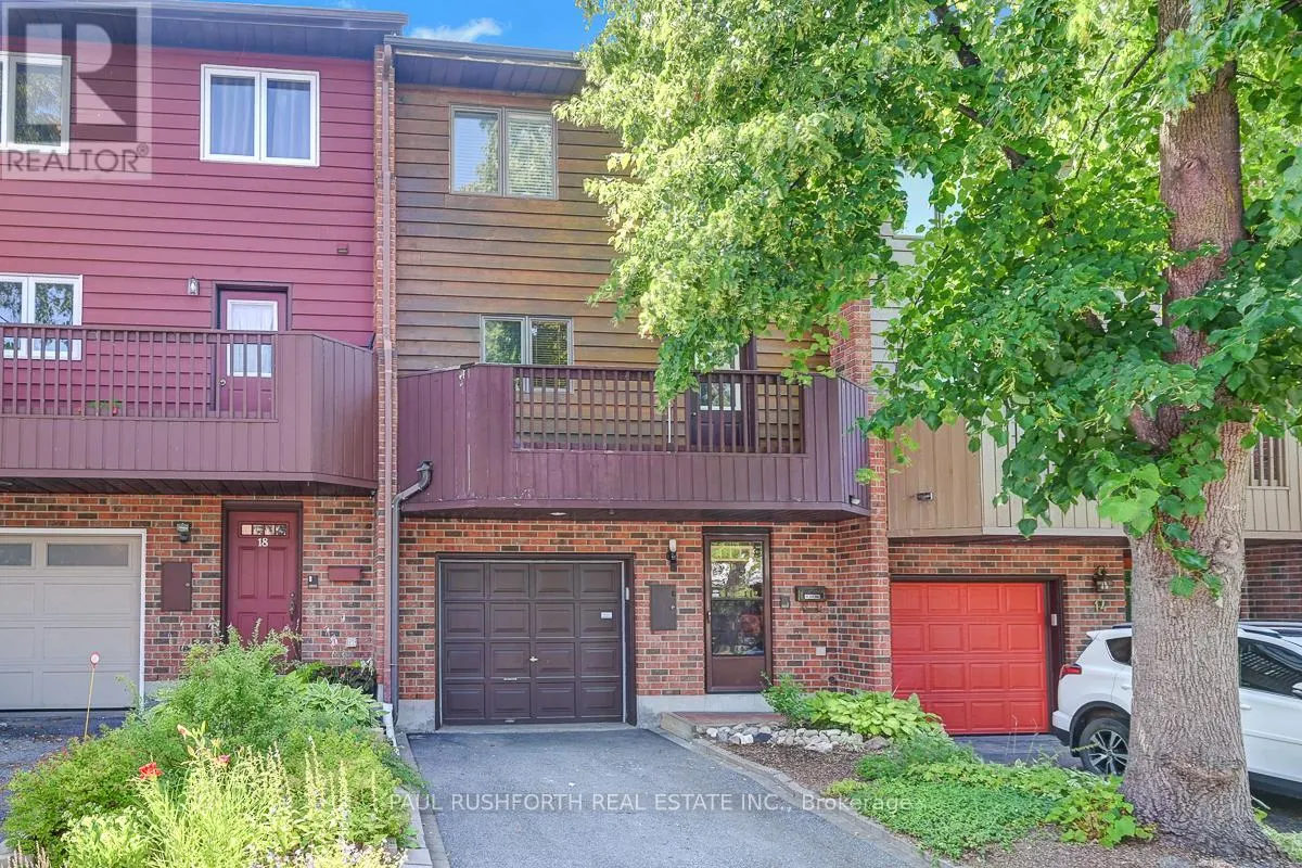 16 OAKLEY AVENUE