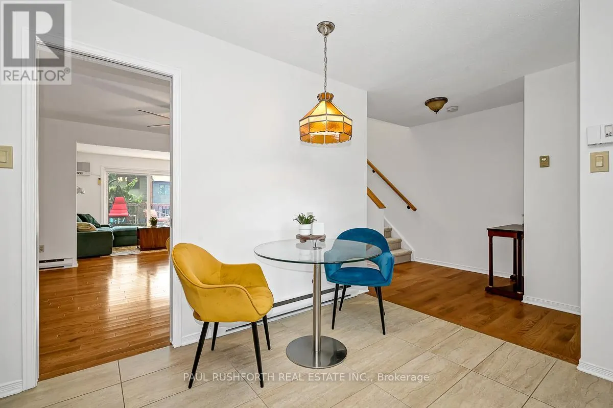 16 OAKLEY AVENUE