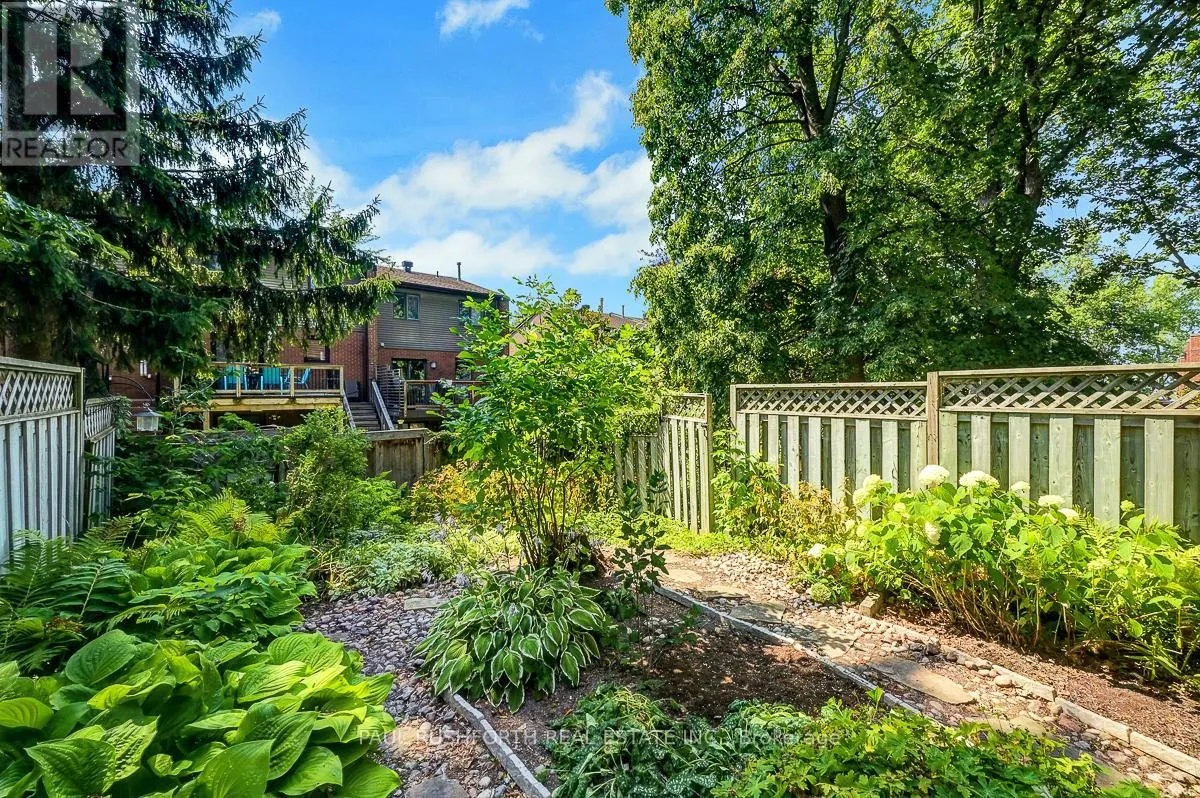 16 OAKLEY AVENUE