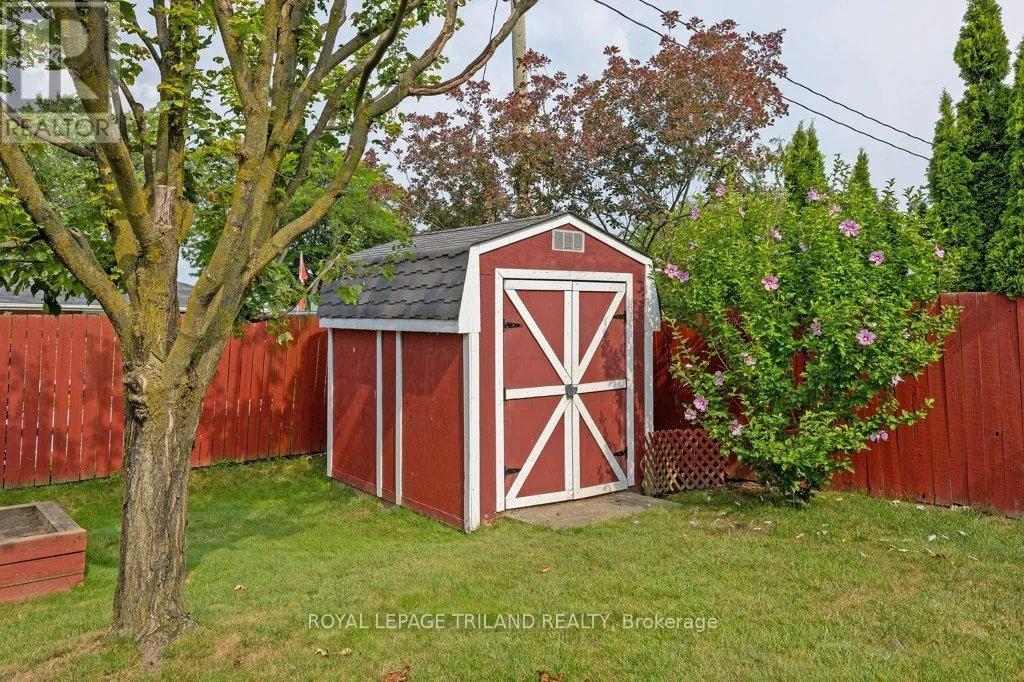 174 FAIRVIEW AVENUE