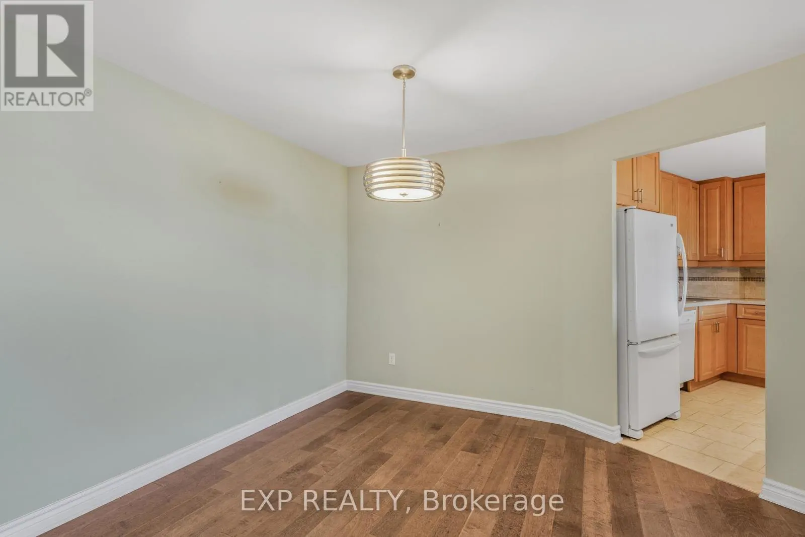 1501 - 1081 AMBLESIDE DRIVE