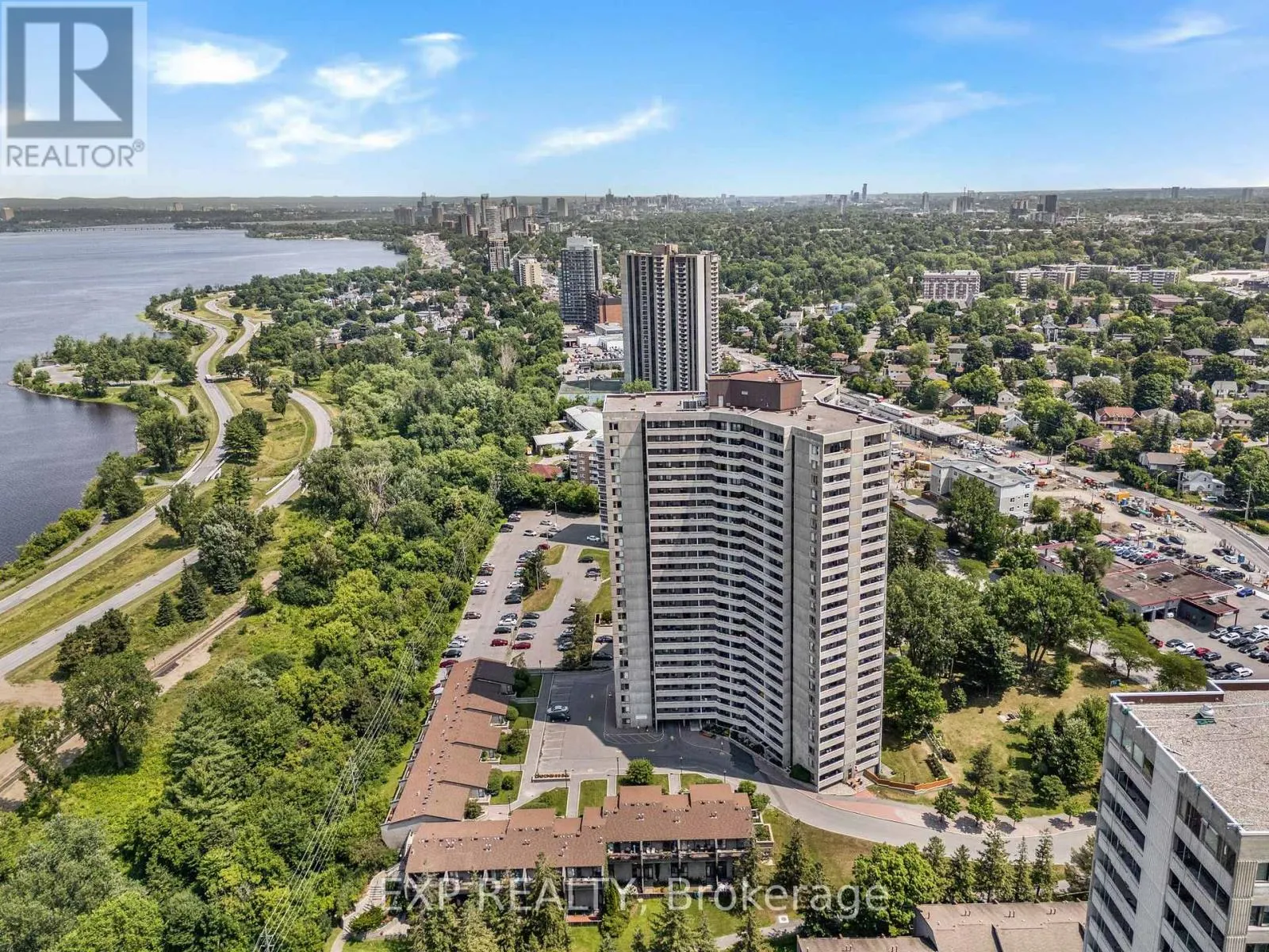 1501 - 1081 AMBLESIDE DRIVE