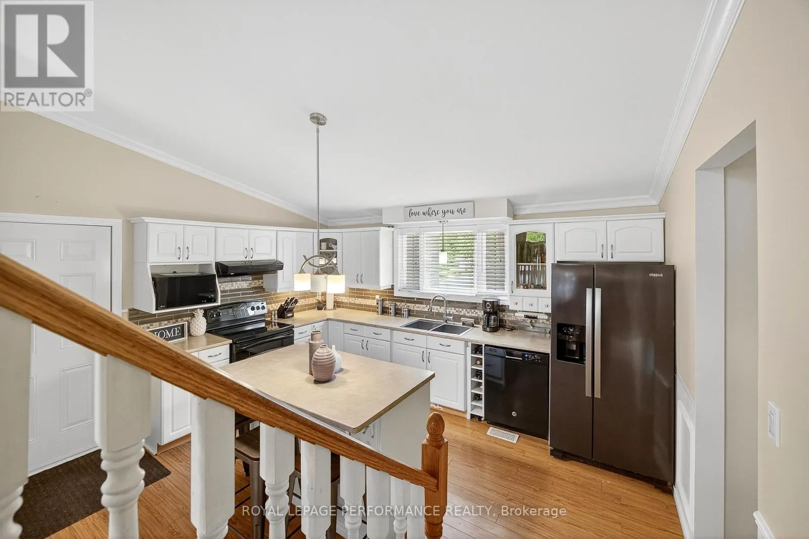 4937 CANAAN ROAD