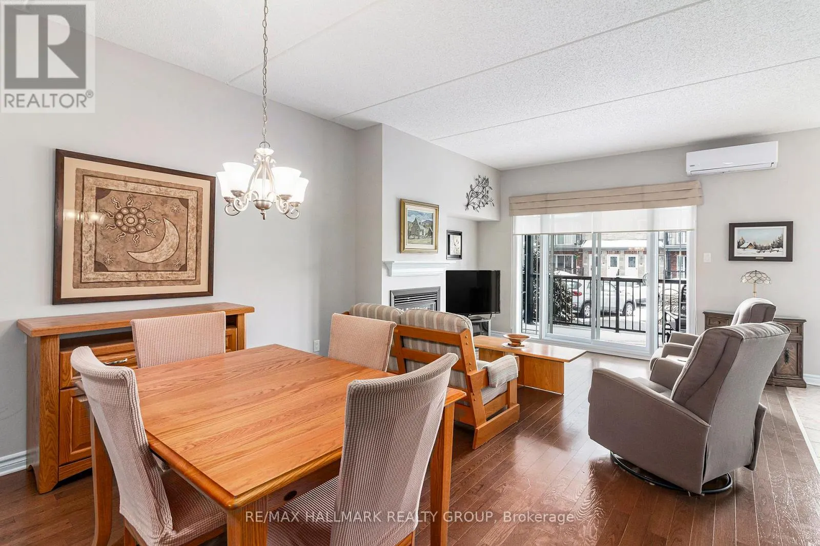 404 - 201 ELIOT DRIVE