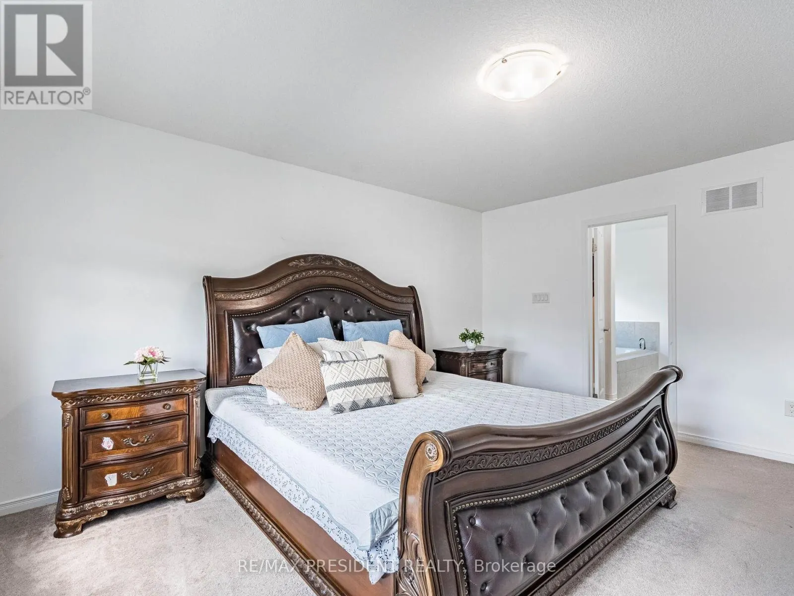 161 MUNRO CIRCLE E