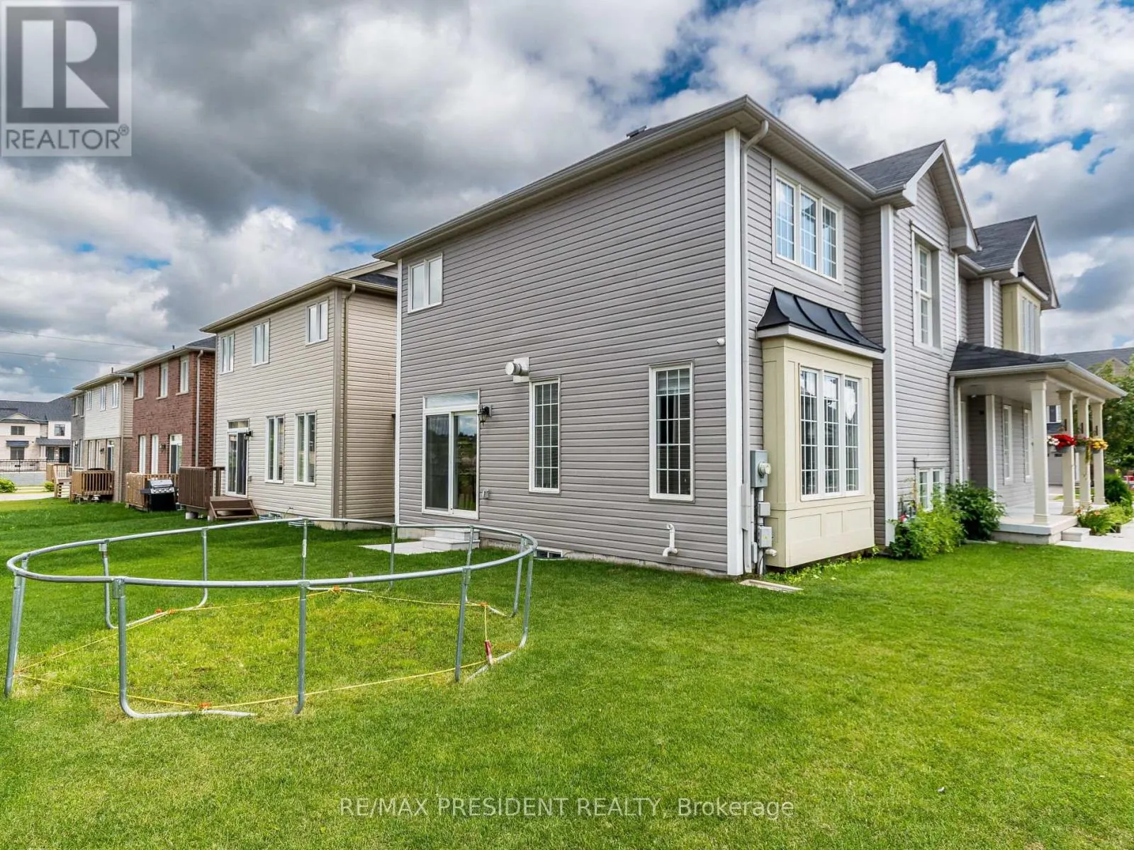 161 MUNRO CIRCLE E