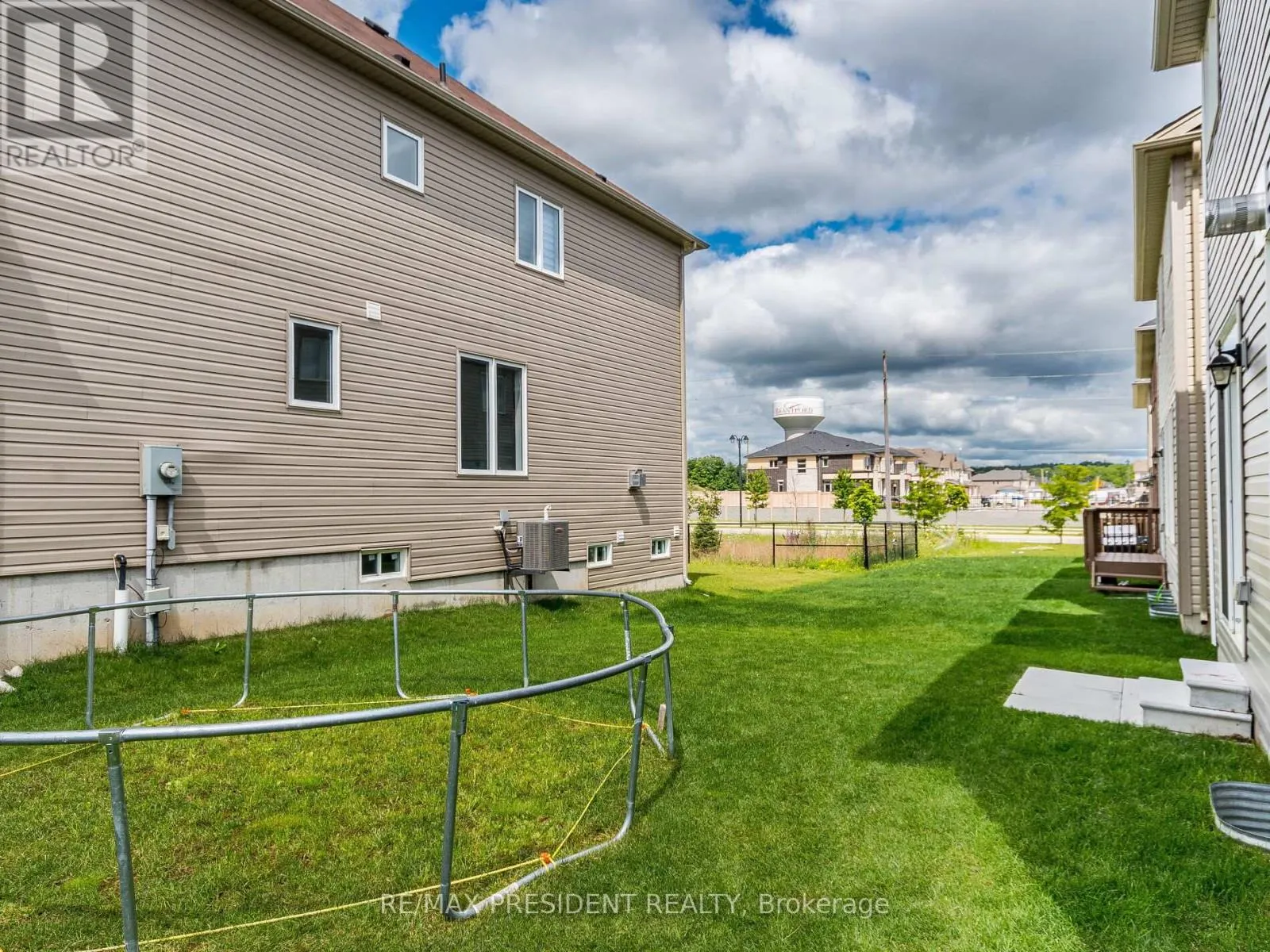 161 MUNRO CIRCLE E