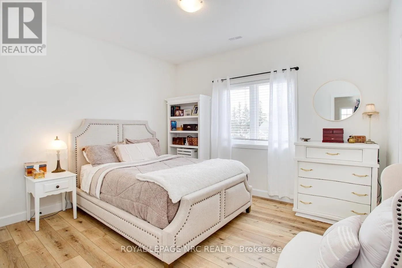 B - 12 SHORES LANE, #B
