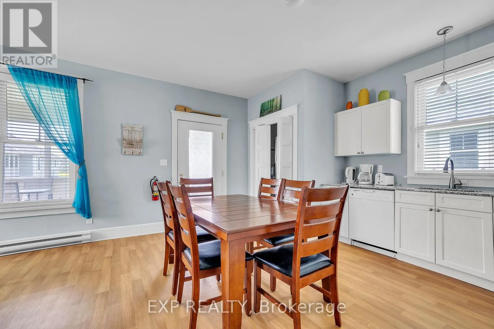 48 MEADOWVIEW LANE