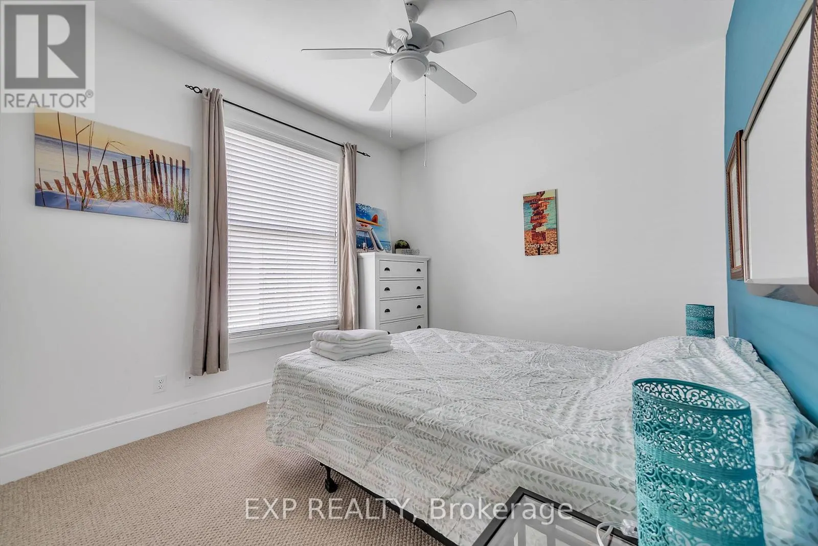 48 MEADOWVIEW LANE