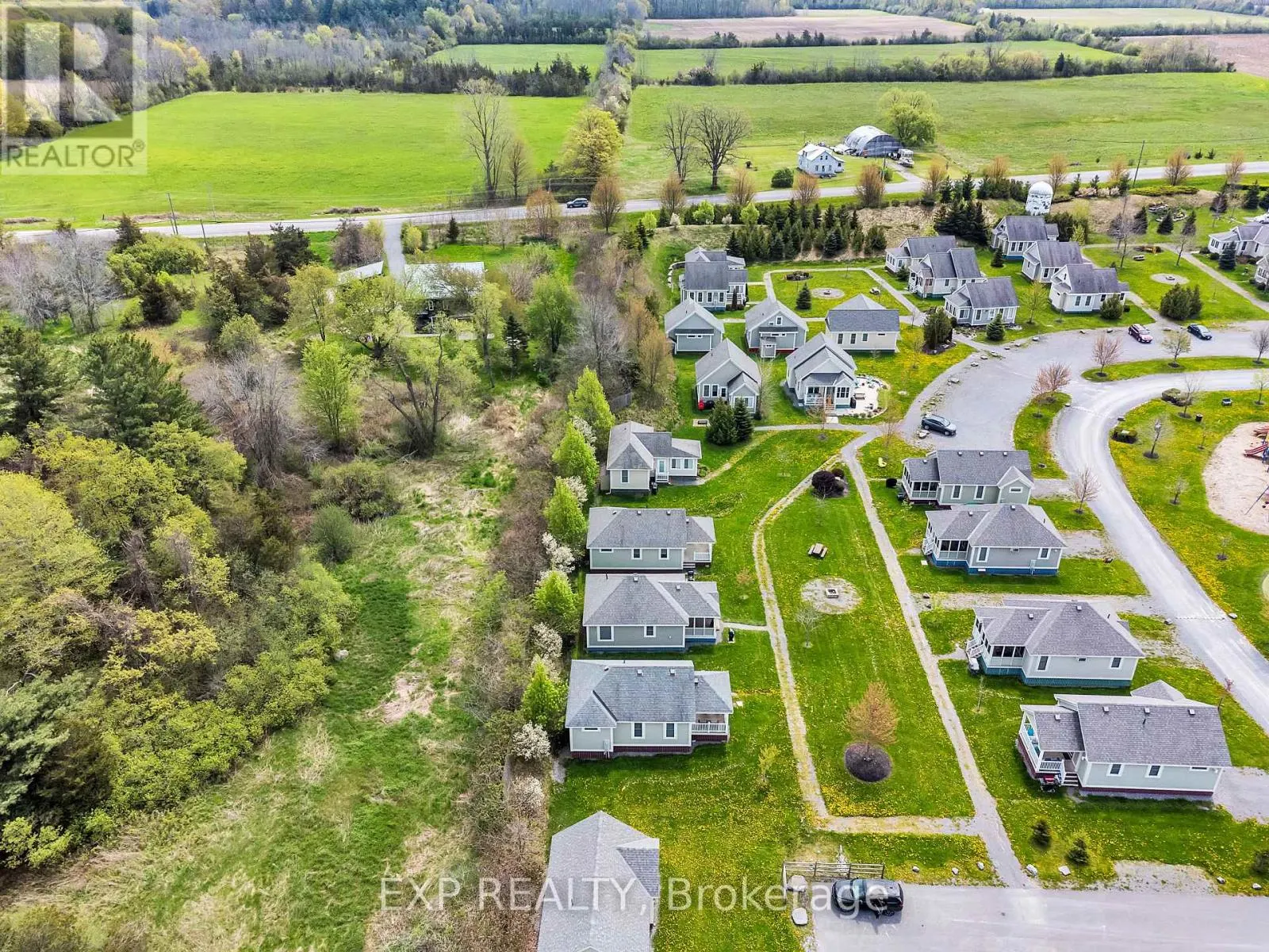 48 MEADOWVIEW LANE