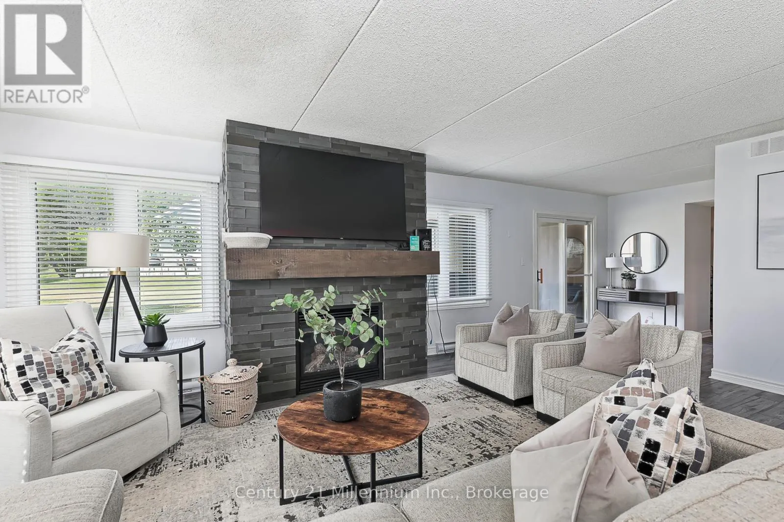 118 - 169 JOZO WEIDER BOULEVARD, #118