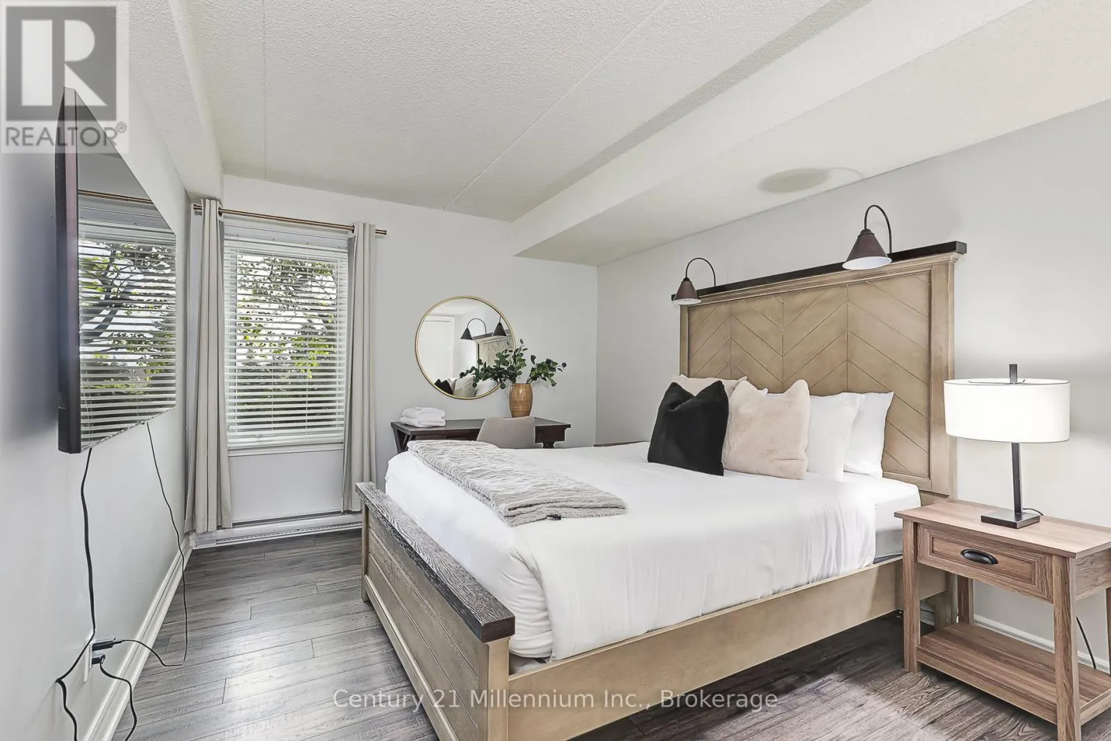 118 - 169 JOZO WEIDER BOULEVARD, #118