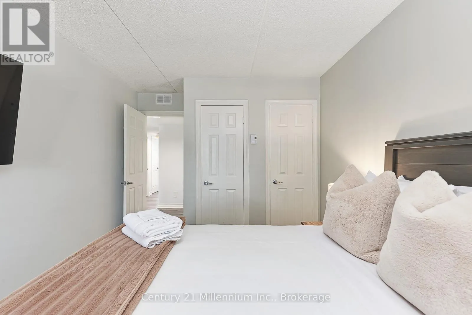118 - 169 JOZO WEIDER BOULEVARD, #118