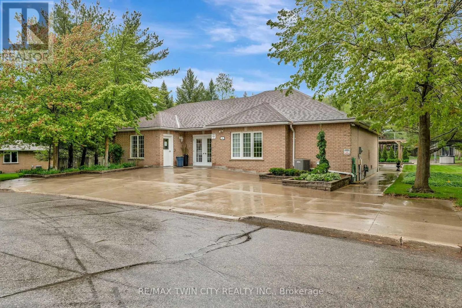 7 - 71 BEASLEY CRESCENT