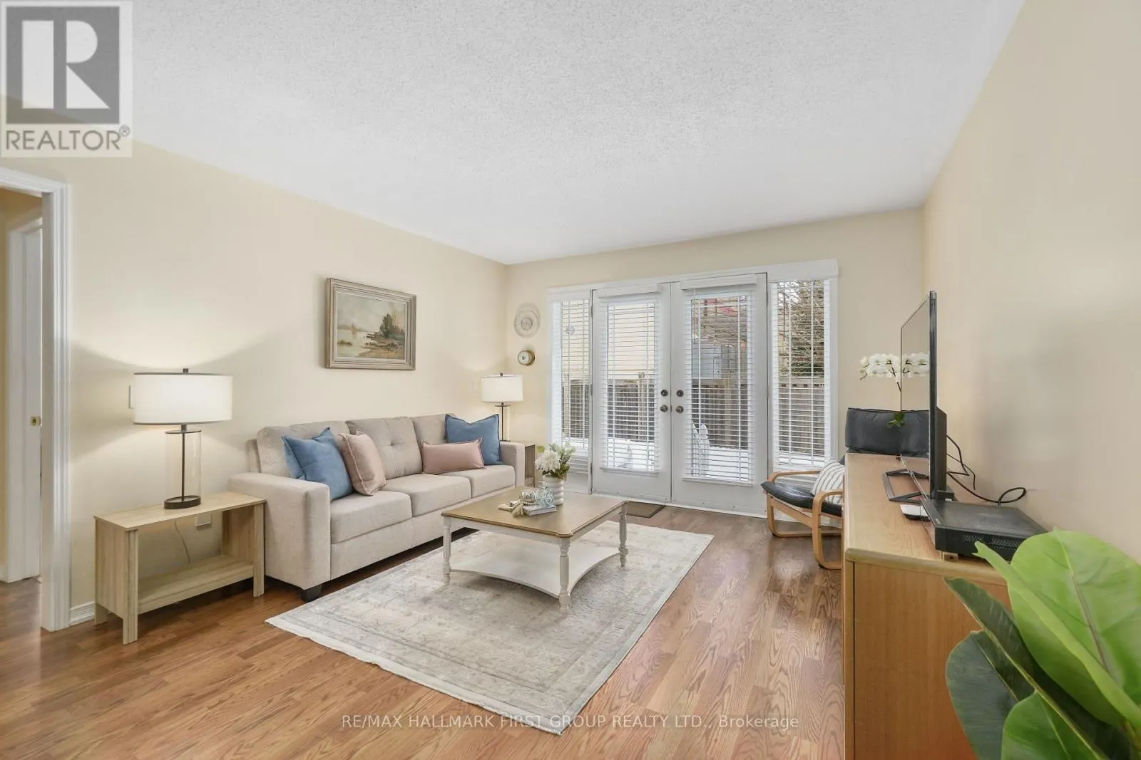 UNIT 6 - 740 CARLISLE STREET